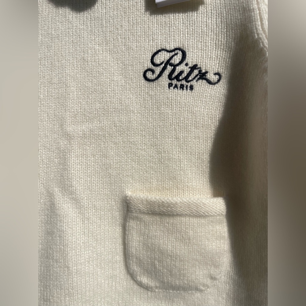 Cashmere Sweater - Picture 9 of 9